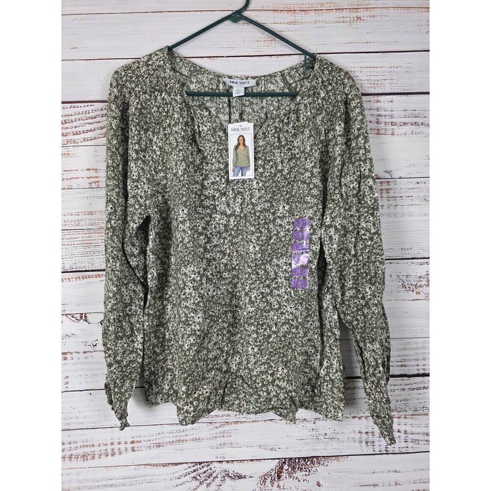 Nine West‎ Smock Top S Womens Daisy Meadow Green Floral V Neck NWT